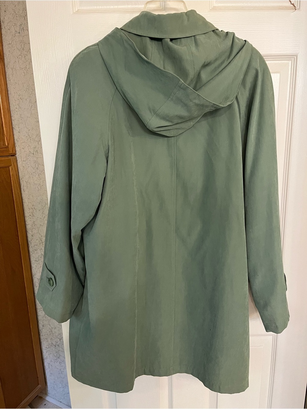 London Fog Classic Lightweight Green Women's Coat - Large - Picture 2 of 3